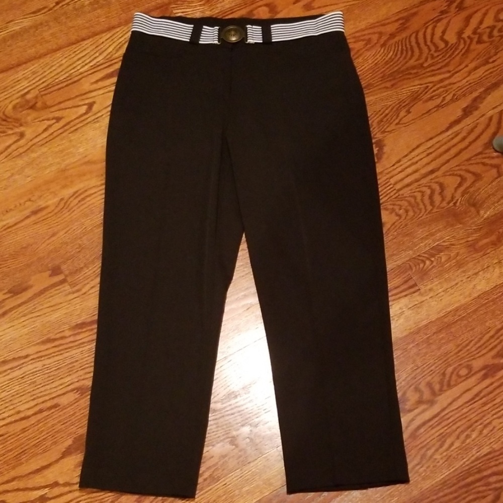 NWT Black capris